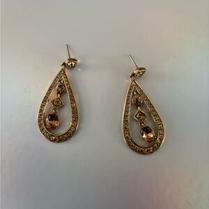 Elegant Gold Teardrop Earrings
